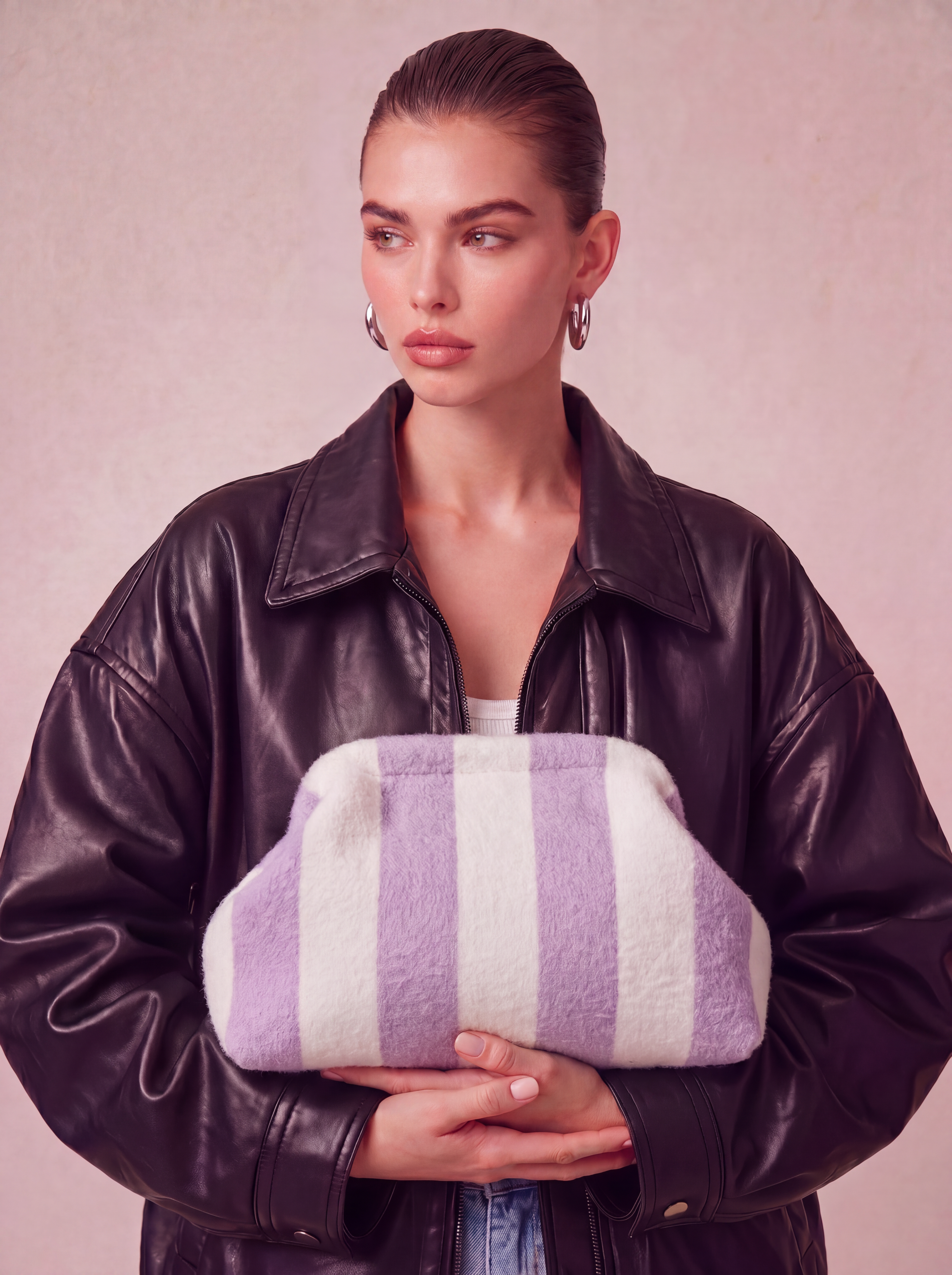 CITY GIRL POUCH CLOTH