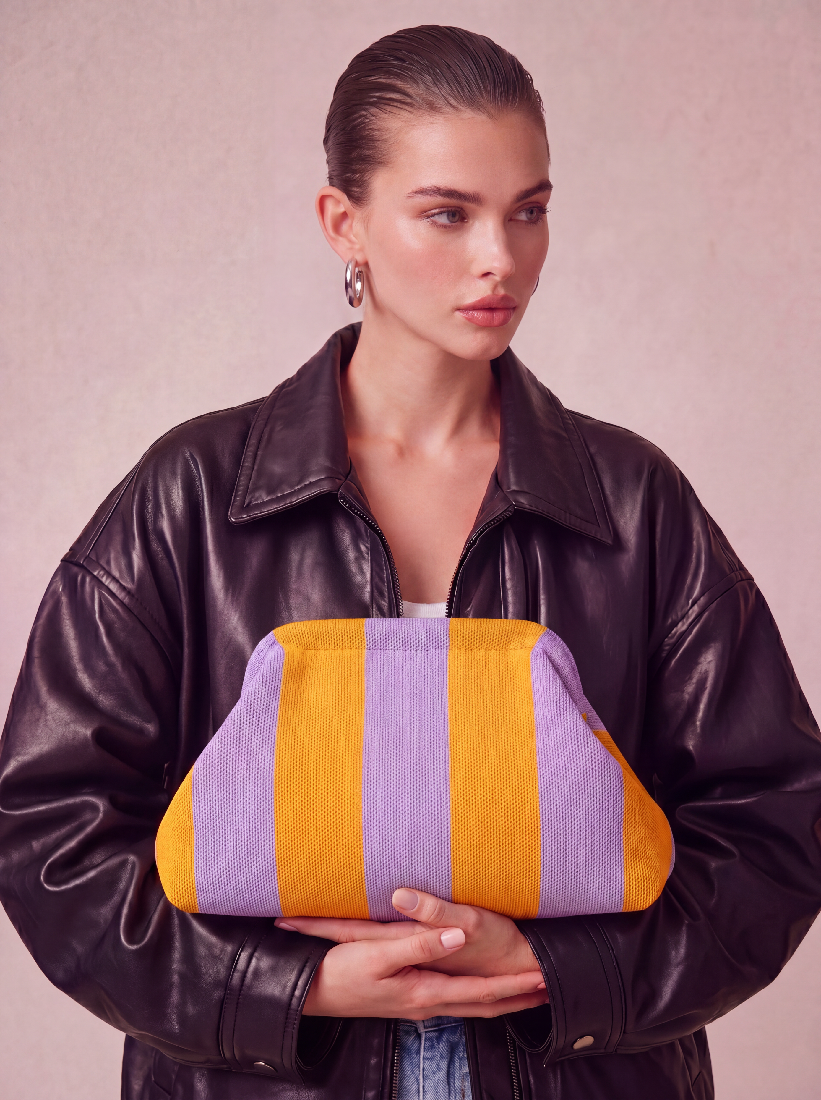 CITY GIRL POUCH