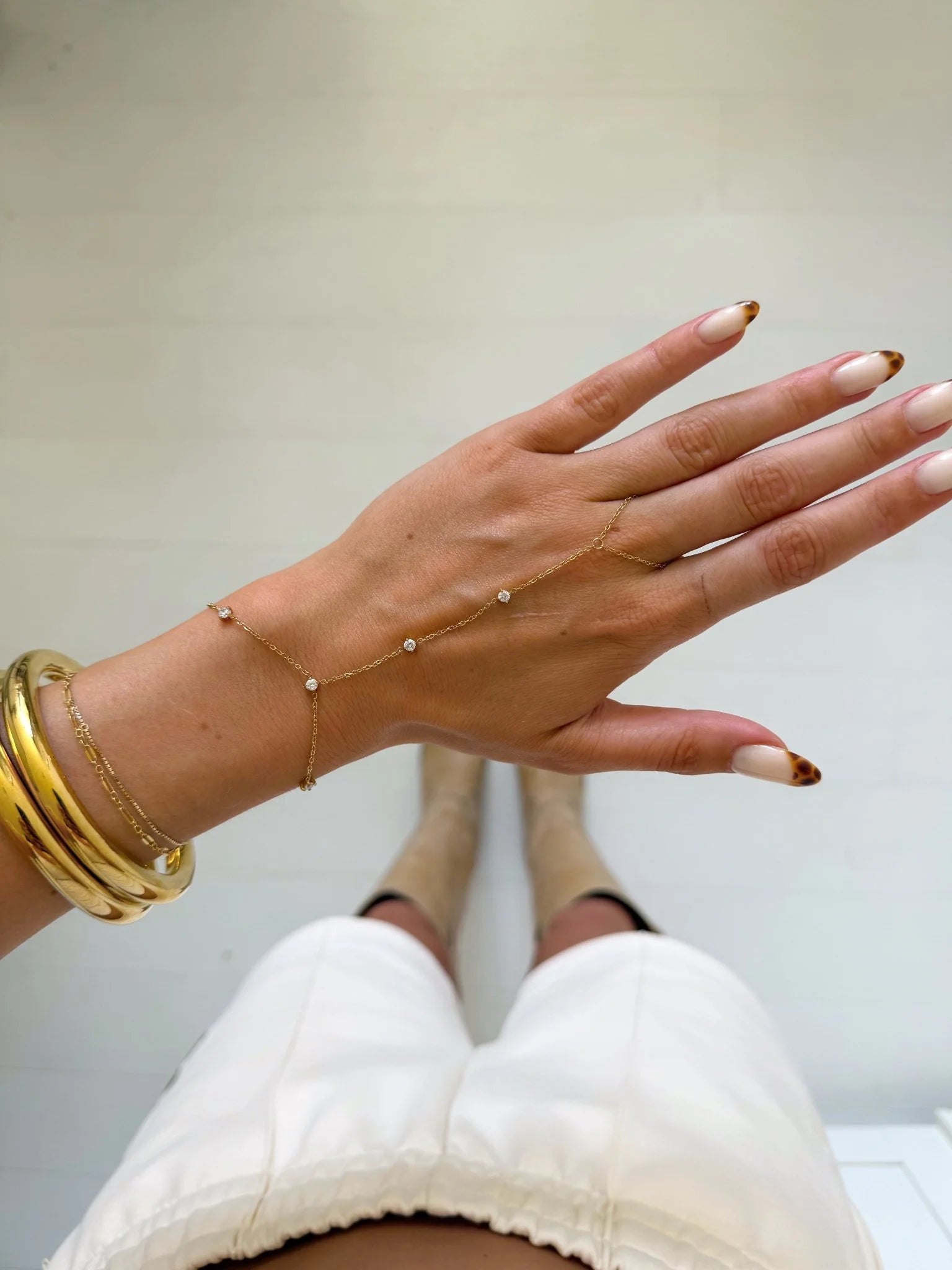 HAND CHAIN