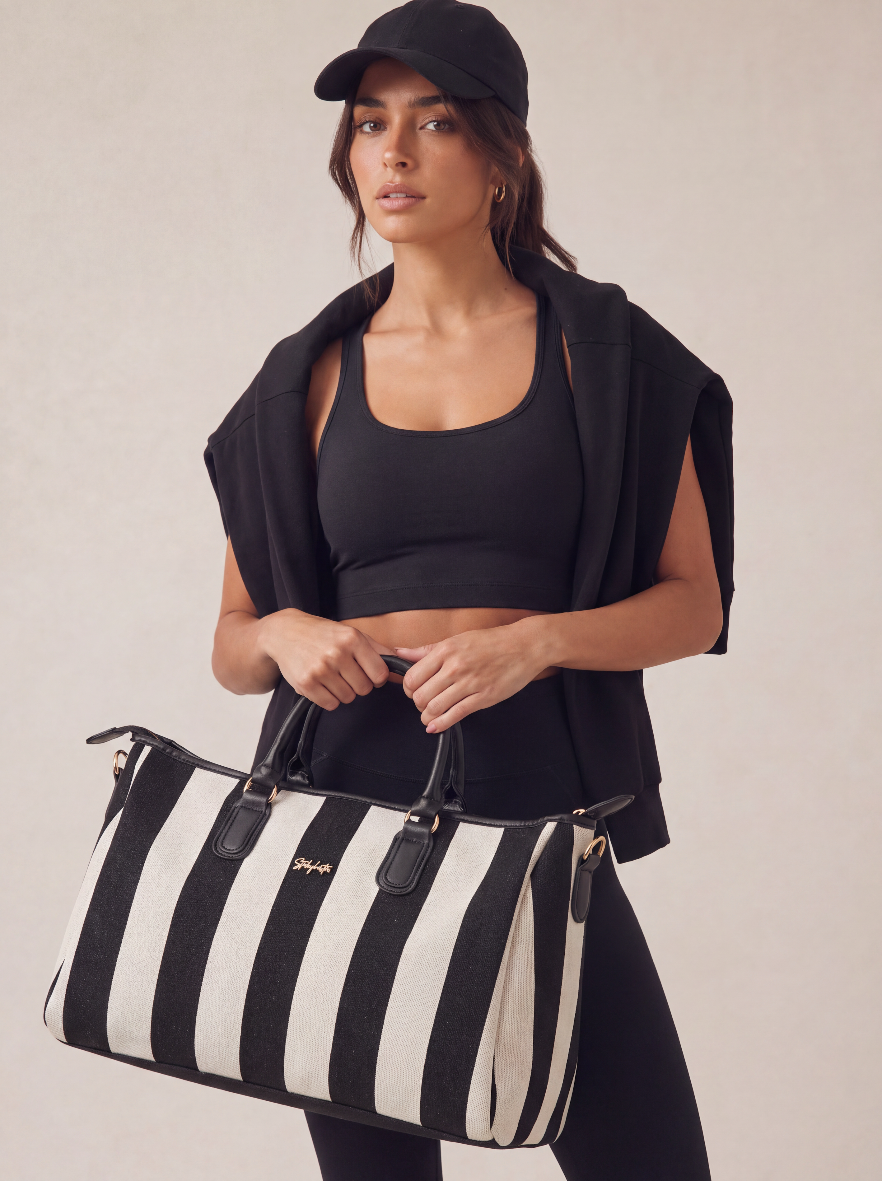 CITY GIRL TRAVEL BAG-1