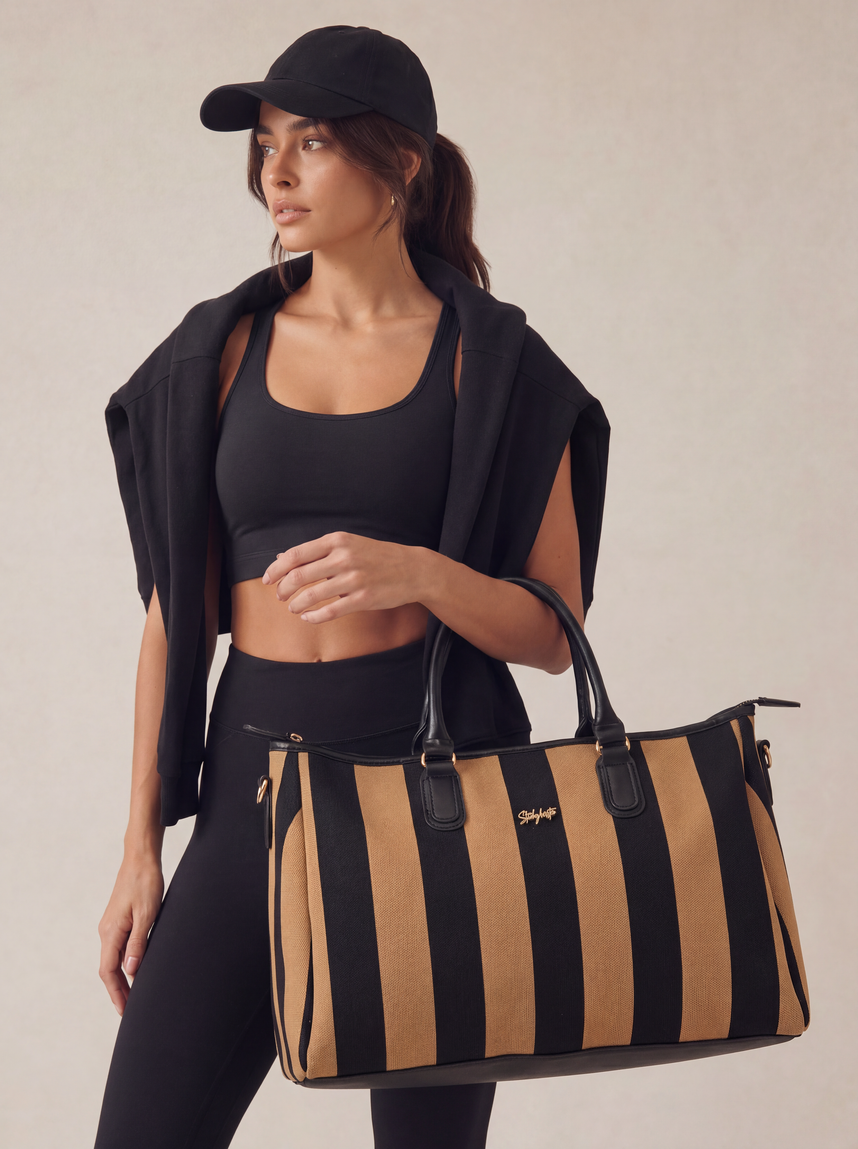 CITY GIRL TRAVEL BAG-1